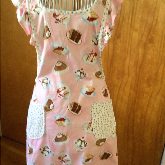 Vintage style apron - Picture 2 of 6